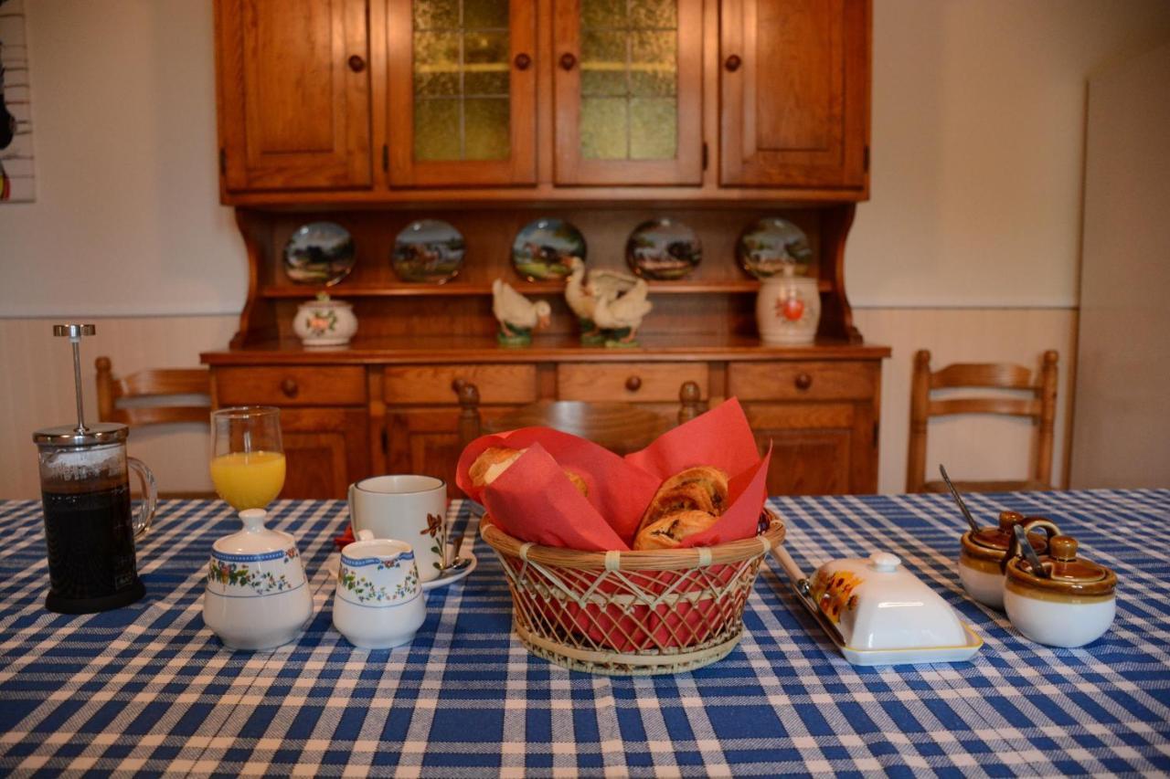 Bed and Breakfast Les Noyers Aulnay Aulnay  Exterior foto